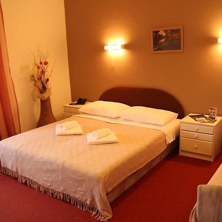 Pansion Park Bed & Breakfast Slunj Eksteriør bilde