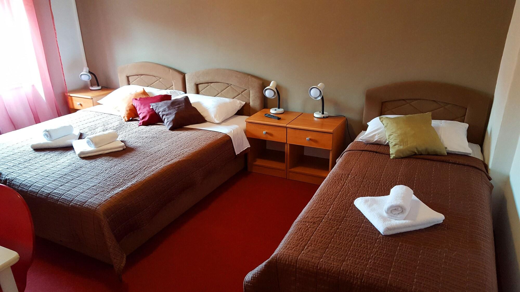 Pansion Park Bed & Breakfast Slunj Eksteriør bilde