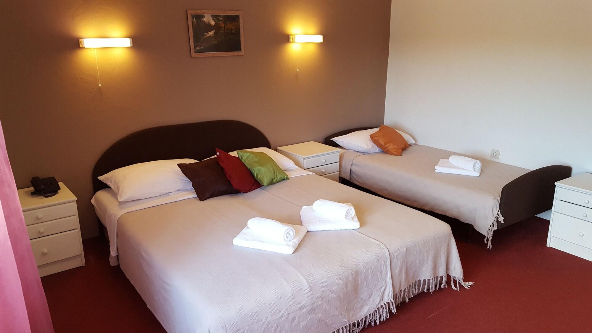 Pansion Park Bed & Breakfast Slunj Eksteriør bilde