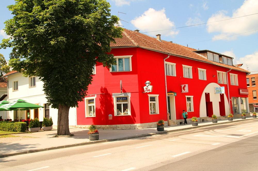 Pansion Park Bed & Breakfast Slunj Eksteriør bilde