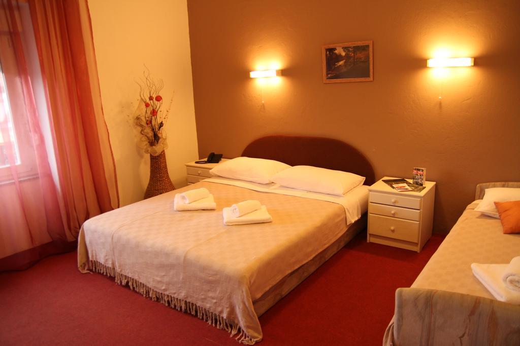 Pansion Park Bed & Breakfast Slunj Eksteriør bilde