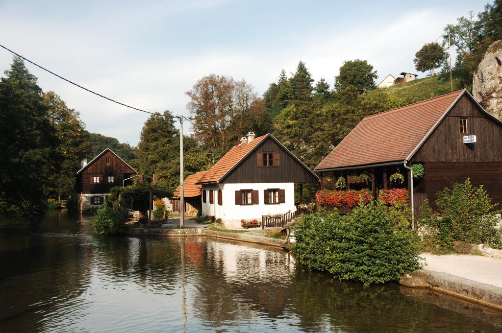 Pansion Park Bed & Breakfast Slunj Eksteriør bilde